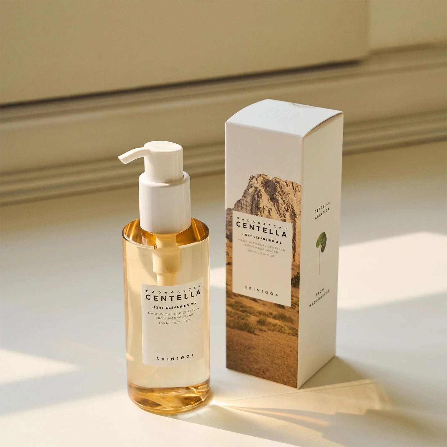 Skin1004 Centella Light Cleansing Oil Light & Gentle Cleansing Oil